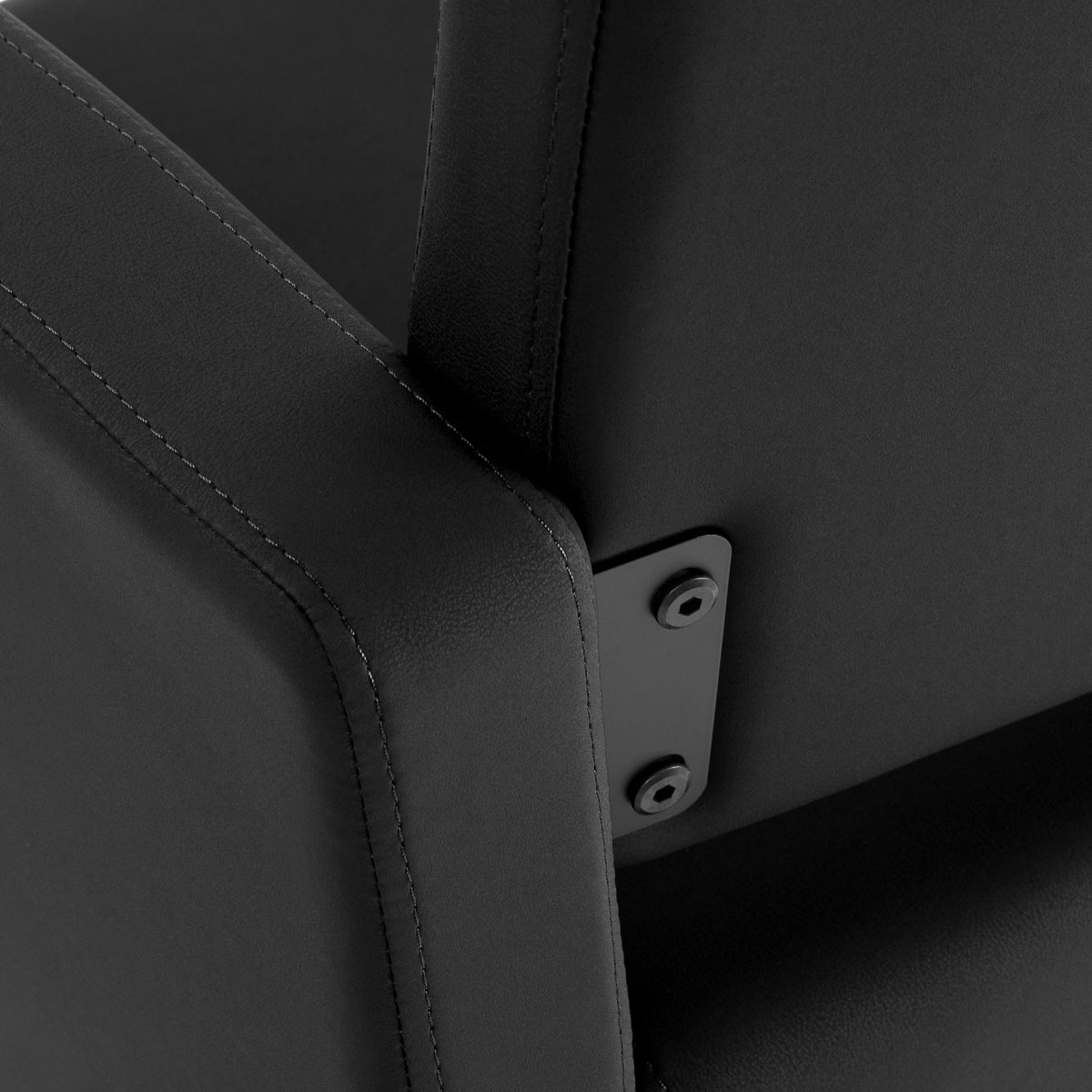 Gabbiano Vitoria hairdressing chair black - BVShop