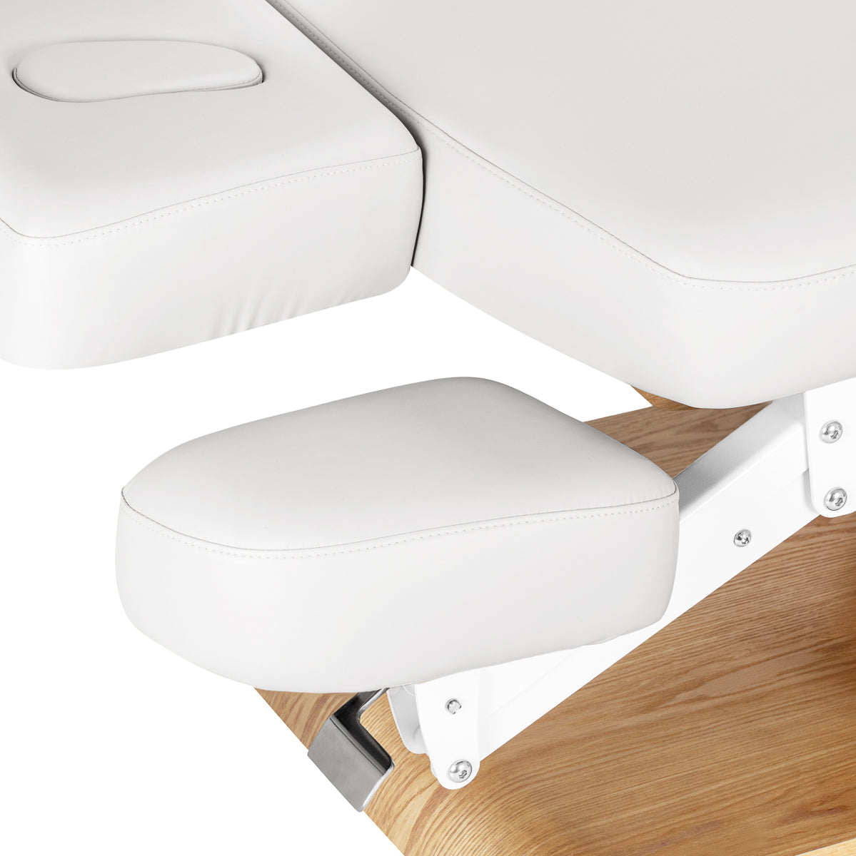 Sillon Relax · white / light brown · arm shelf and headrest