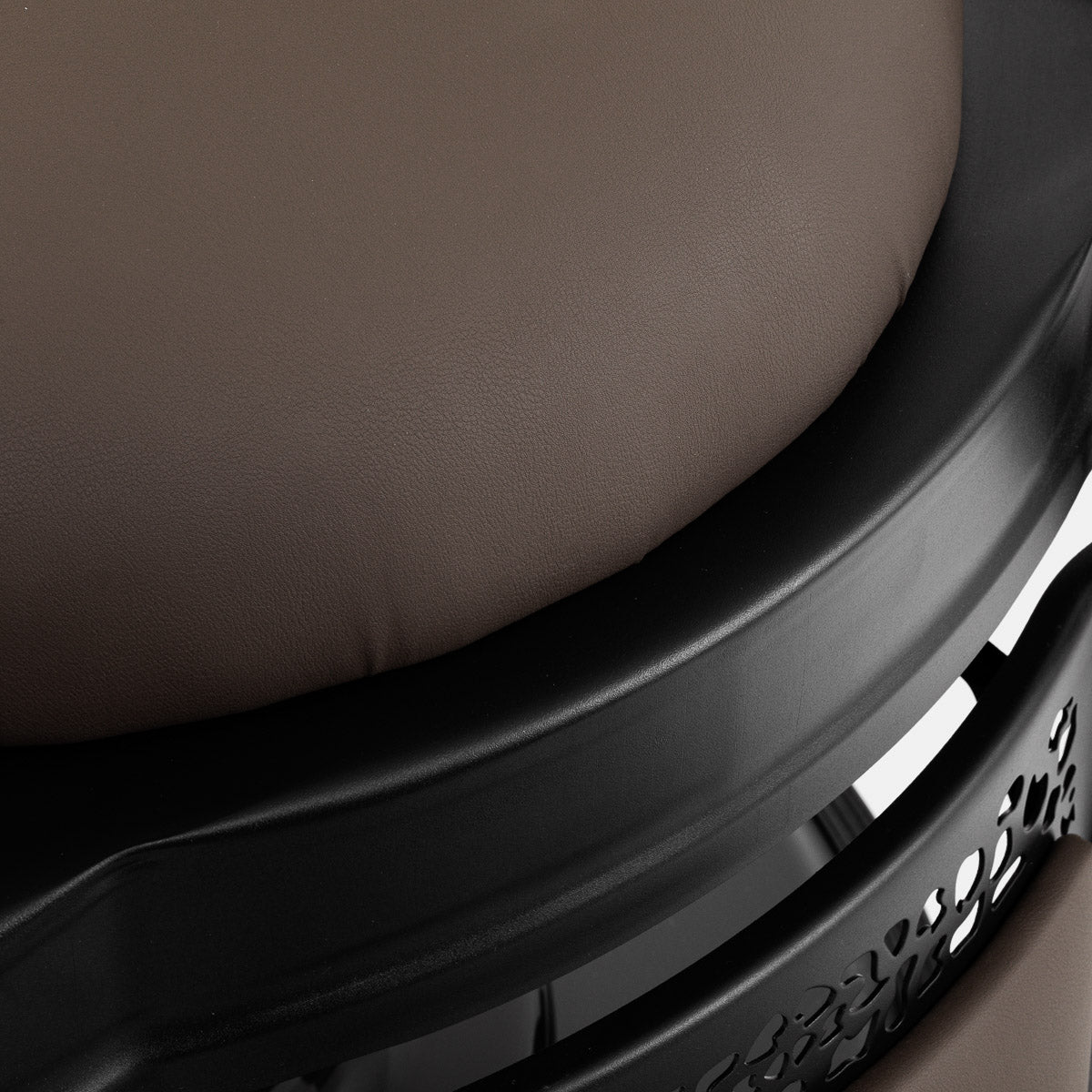 Barber chair Gabbiano Niccolo brown buttonless - BVShop