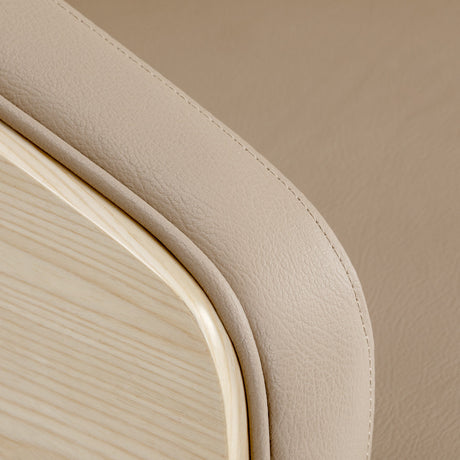 Gabbiano Wratislavia hairdressing chair beige chrome base - BVShop