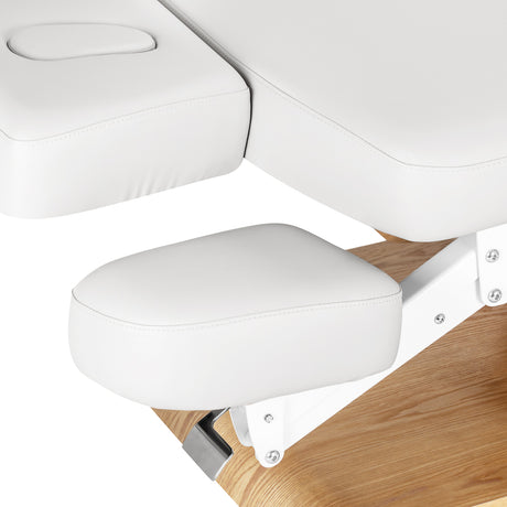Sillon Relax · white · headrest cover detail