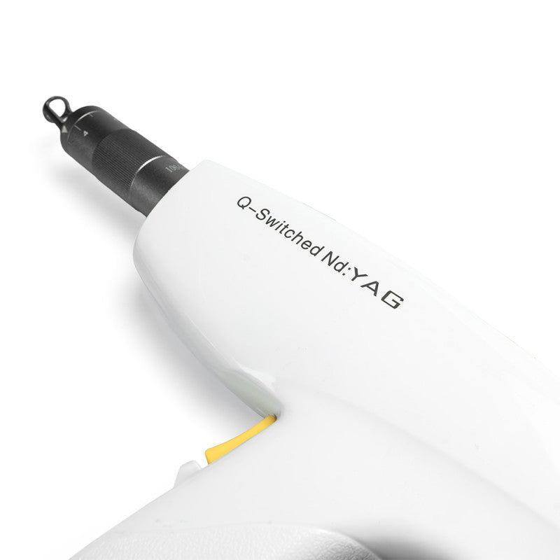 GLOVCON MED Q-Switch Nd:YAG laser with 15-inch LCD touchscreen